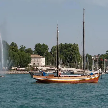 In Near Garda Лацизе