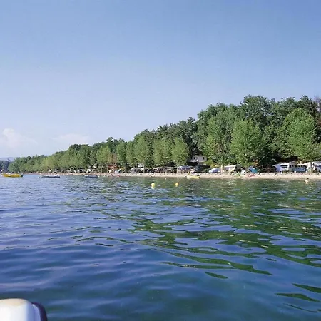 In Near Garda Лацизе